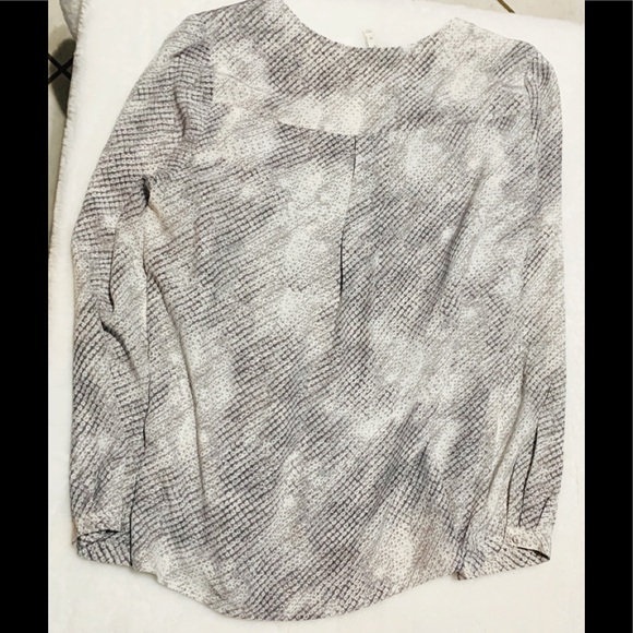 Joie V-Neck Long Sleeve Print Silk Blouse - Picture 3 of 8